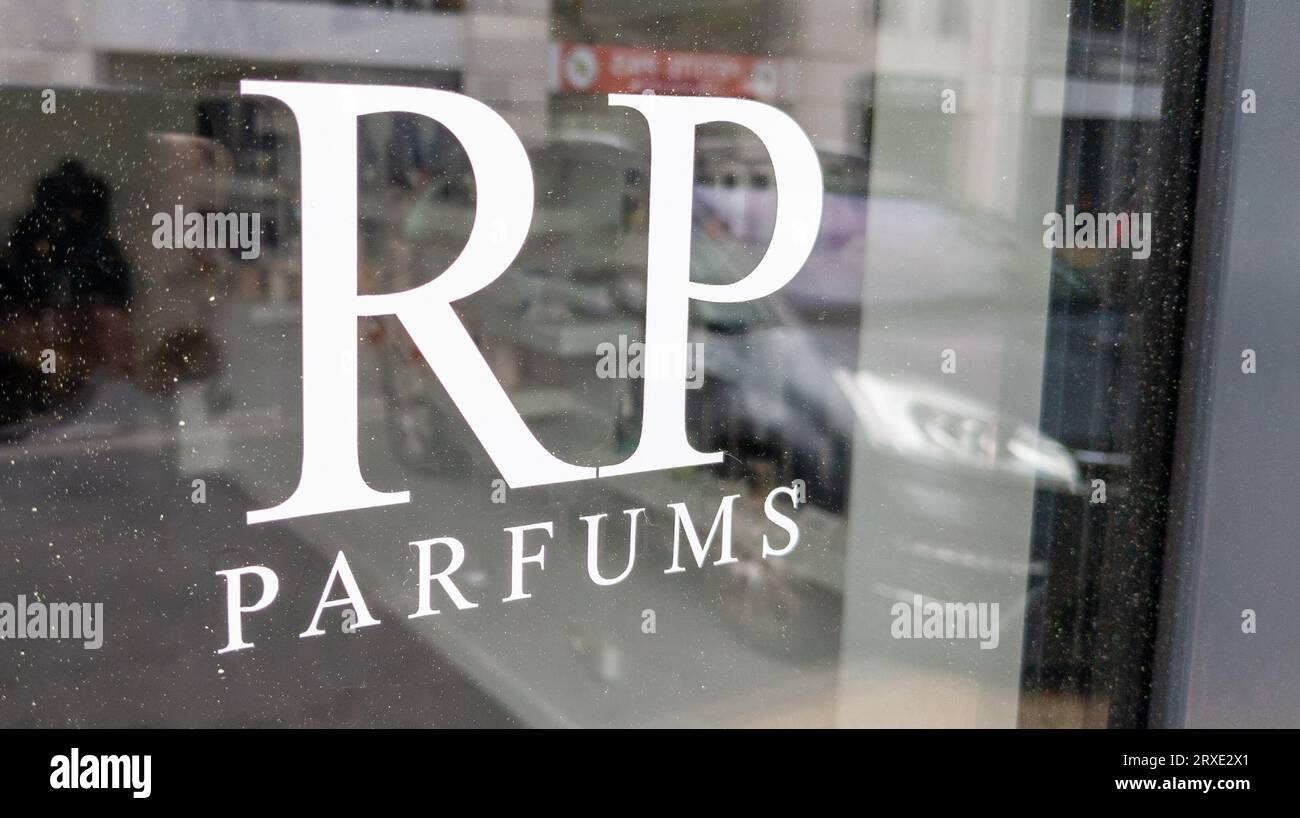 paris , France - 09 12 2023 : rp parfums logo brand shop and text