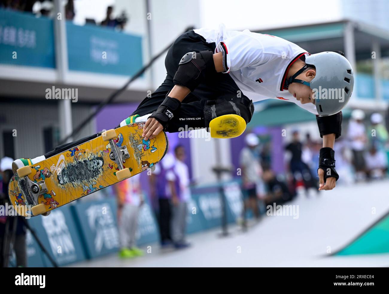 Hangzhou, China's Zhejiang Province. 25th Sep, 2023. Chen Ye of China ...