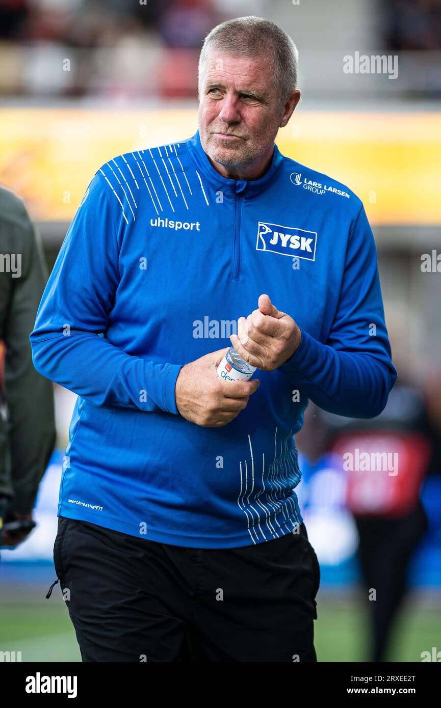 Denmark. 24th Sep, 2023. Head coach Kent Nielsen of IF seen during the 3F