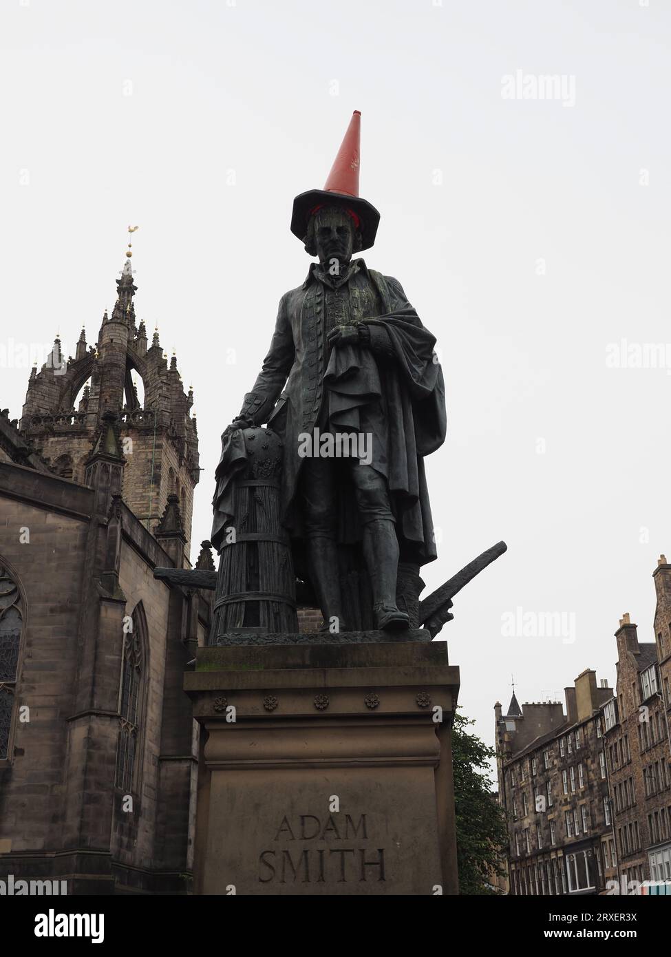 EDINBURGH, UK - SEPTEMBER 15, 2023: Statue of Adam Smith by sculptor ...