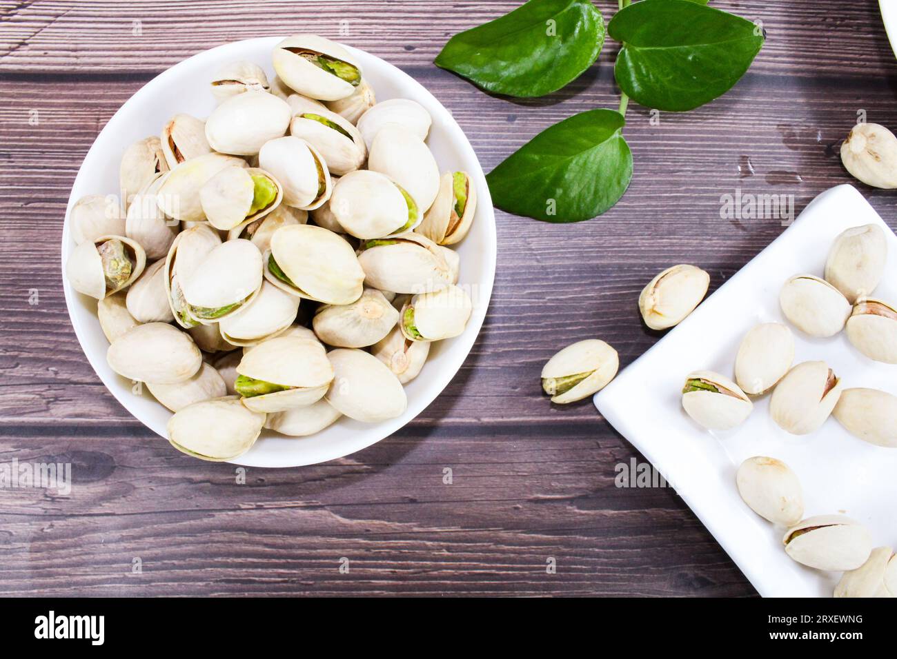 The Mighty Pistachio Health Benefits and Nutritional Value, hi res