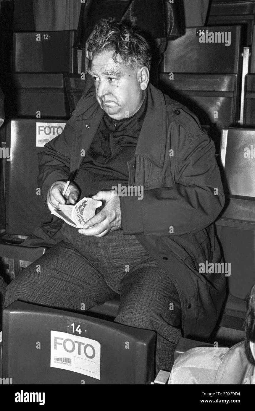 Soviet Ice Hockey Team Coach Anatoly Tarasov Hi res Stock Photography soviet-ice-hockey-team-coach-anatoly-tarasov-hi-res-stock-photography