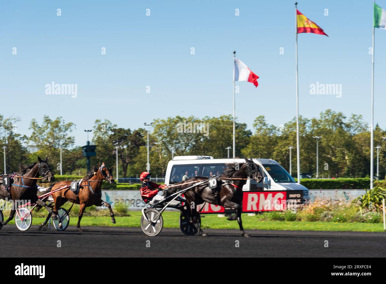 Paris, France,  24th Sep, 2023. Horse race during Portugal day celebration in Vincennes hippodrome of Paris in Paris, France, on September 24th, 2023.  Hippodrome of Vincennes is a horse racing track with capacity of 80,000 persons located in Paris, France. Credit: Elena Dijour/Alamy Live News. Stock Photo