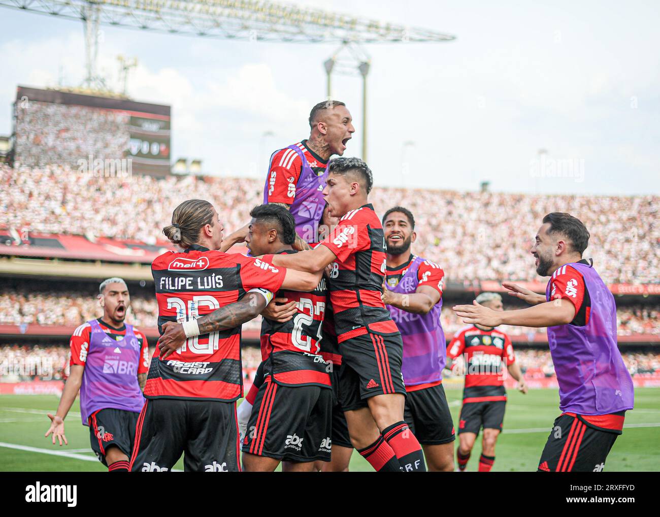 Sao Paulo, Brazil. 24th Sep, 2023. Bruno Henrique of Flamengo, celebrates after scoring the first goal of his team with Filipe Luis, Luiz Araujo, Everton Cebolinha and Everton Ribeiro during the match between Sao Paulo and Flamengo, for the second leg of Final Brazil Cup 2023, at Morumbi Stadium, in Sao Paulo on September 24. Photo: Gledston Tavares/DiaEsportivo/Alamy Live News Credit: DiaEsportivo/Alamy Live News Stock Photo