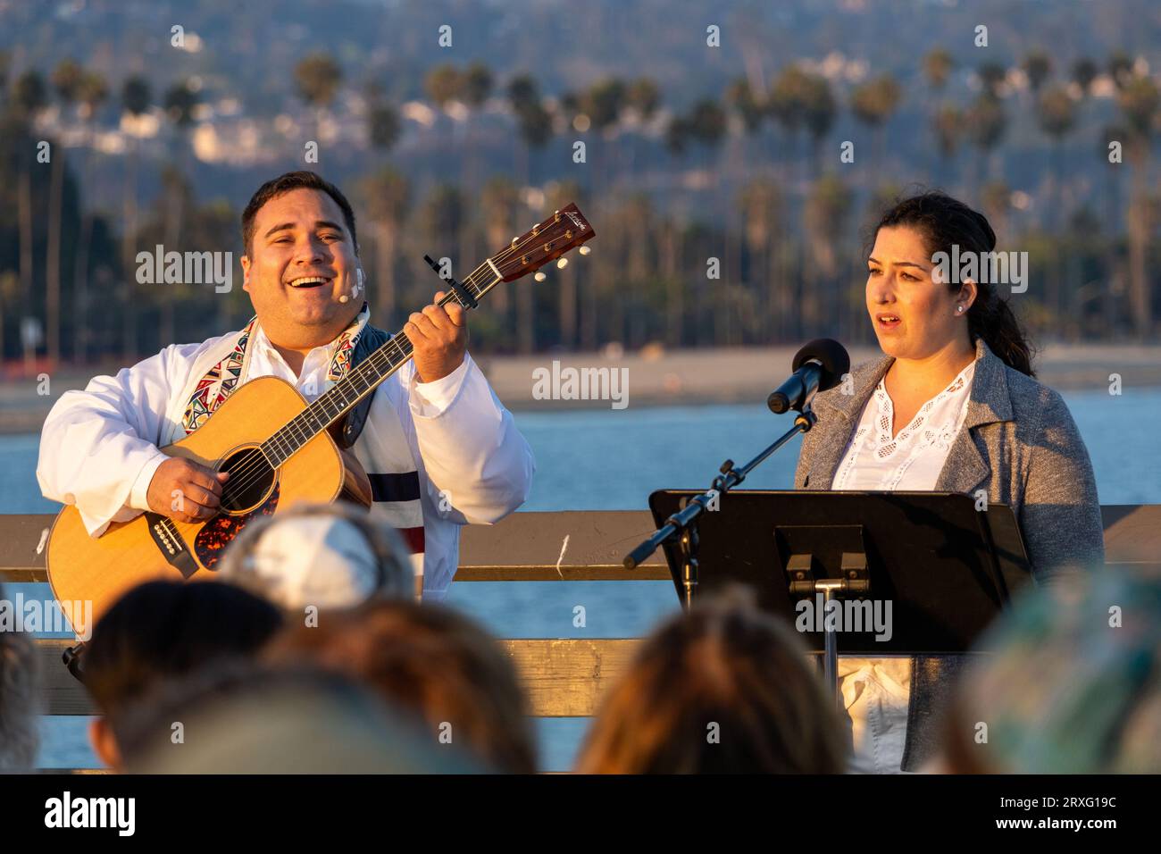 Santa Barbara, Califiornia, USA. 24th Sep, 2023. Rabbi Daniel Brenner and his wife Felicia lead the Kol Nidre service on Santa Barbara's Historic Stearn's Wharf on the first night of Yom Kipper. At sundown, Jews begin fasting for 24 hours to atone for the sins of the previous year. (Credit Image: © Amy Katz/ZUMA Press Wire) EDITORIAL USAGE ONLY! Not for Commercial USAGE! Stock Photo
