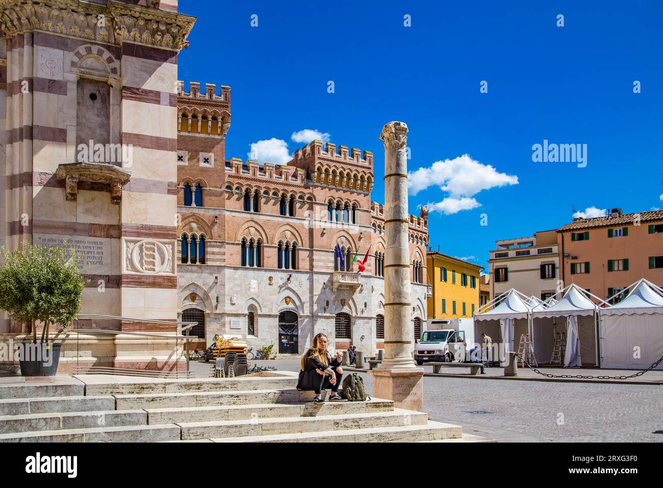 Piazza Dante Alighieri with Palazzo Aldobrandeschi (seat of the provincial government), Grosseto, Tuscany Stock Photo