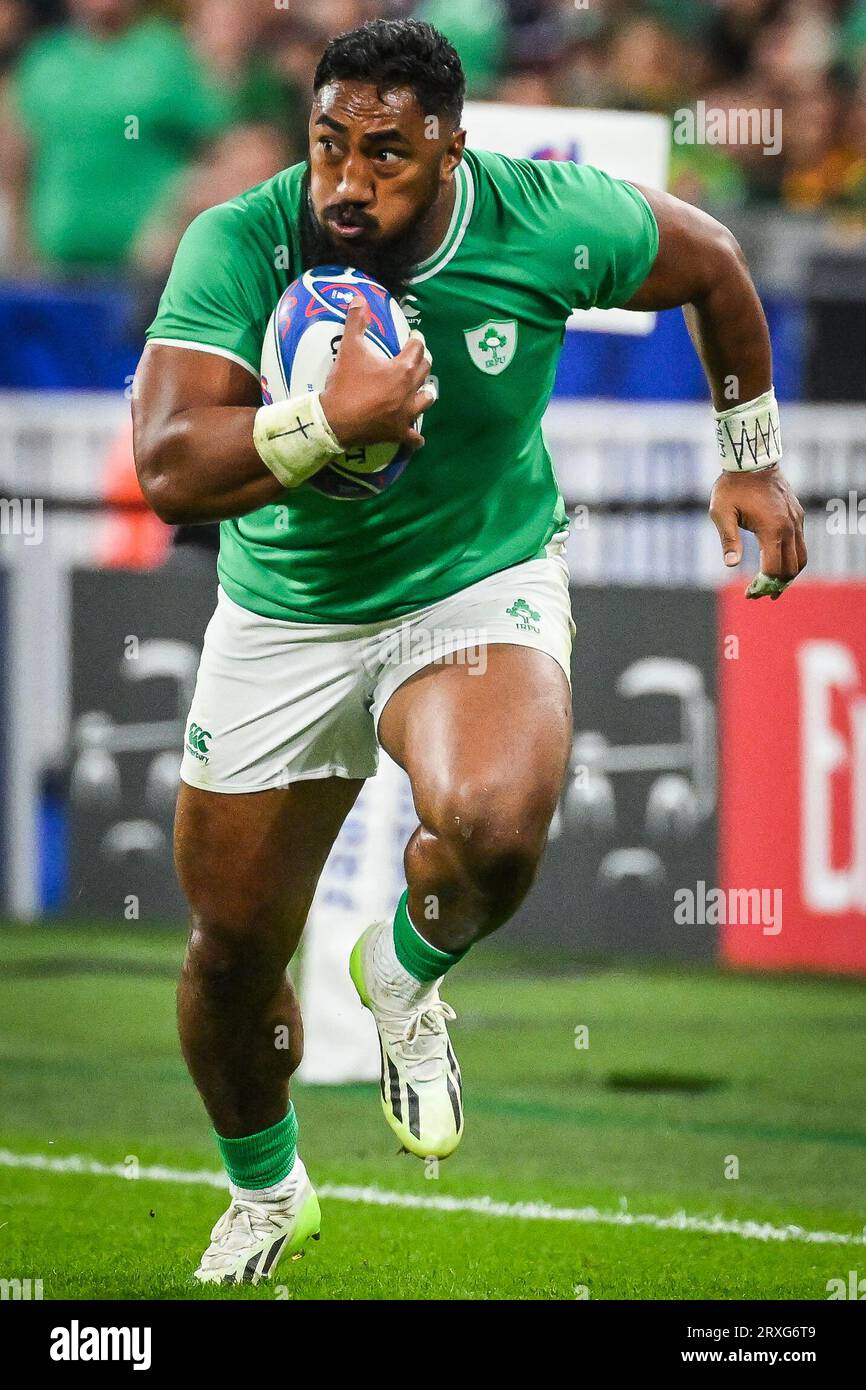 Bundee AKI of Ireland during the World Cup 2023, Pool B