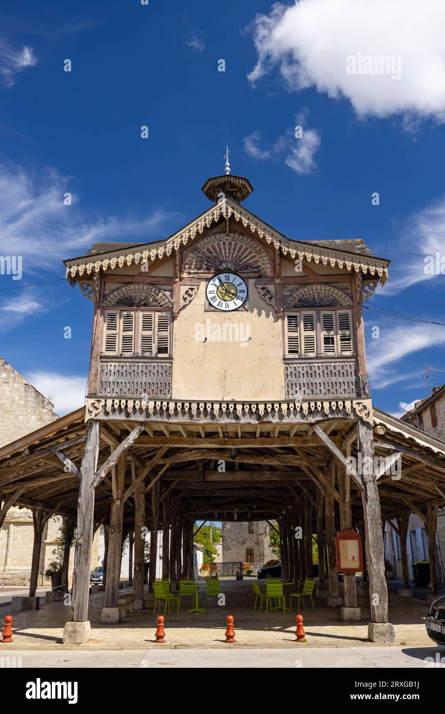 Halle de GontauddeNogaret built 1580, GontauddeNogaret, New