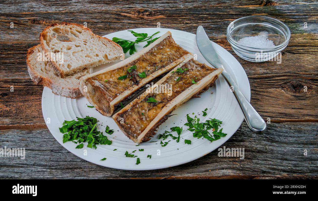 Roasted Marrow Bones Stock Photo Alamy