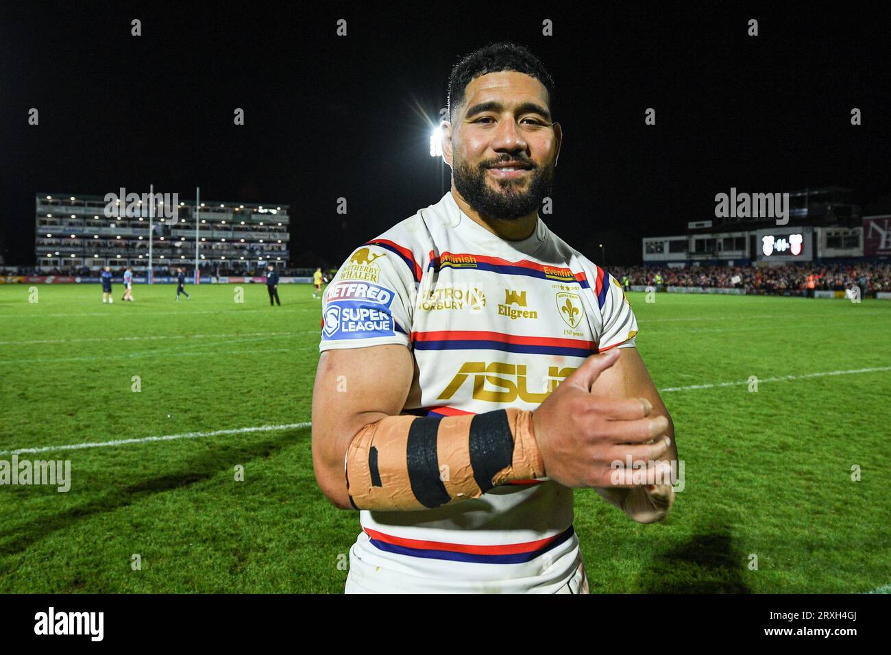 Tanginoa Wakefield, England - 22nd September 2023 Wakefield Trinity's Kelepi ...