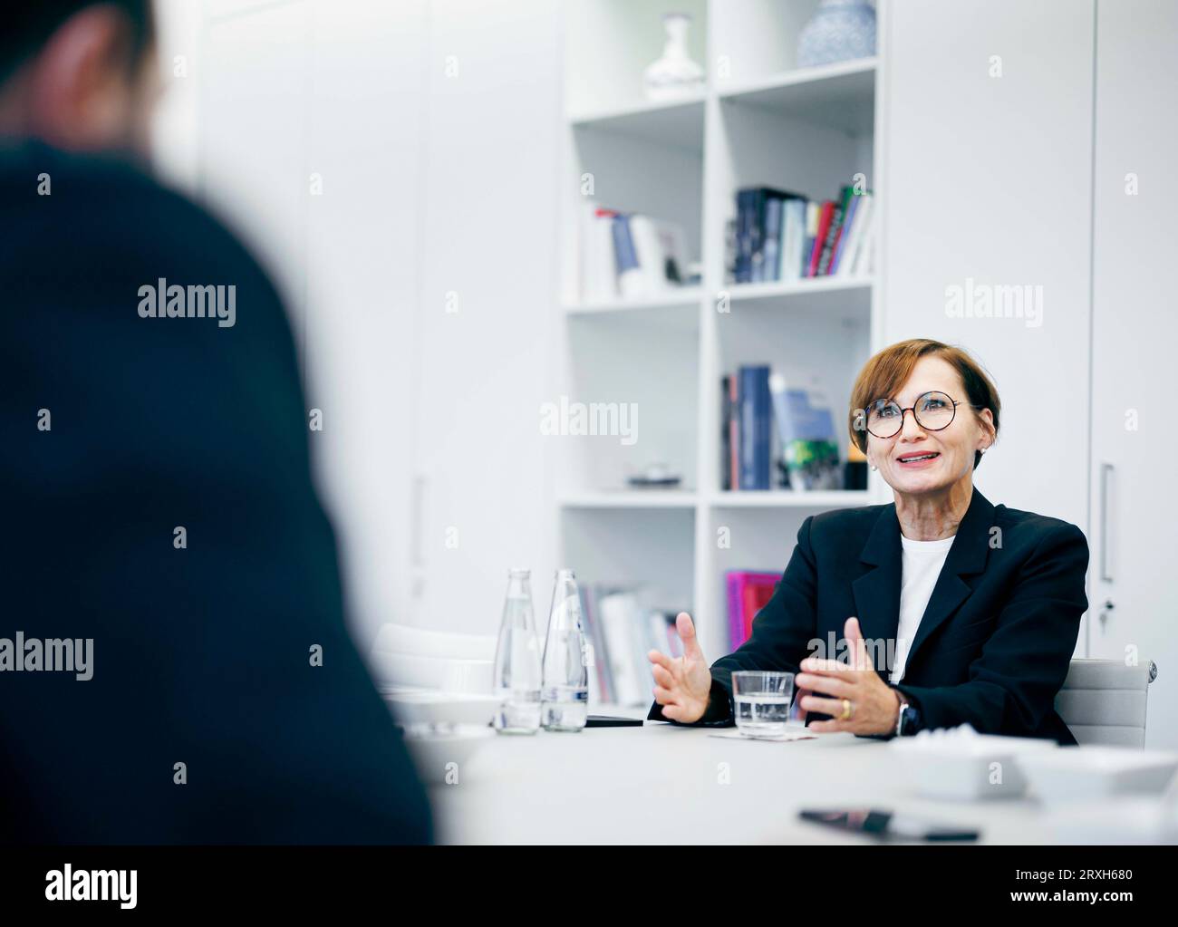 Research photographs hi-res stock photography and images - Alamy