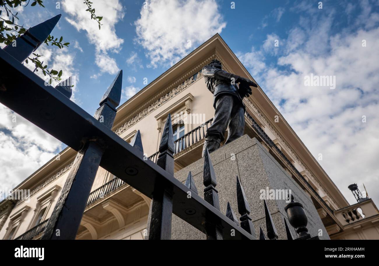 Sir Keith Park Statue Stock Photo