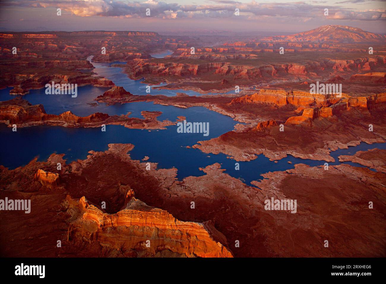 Aerial View Of Lake Powell Hi res Stock Photography And Images Alamy aerial-view-of-lake-powell-hi-res-stock-photography-and-images-alamy