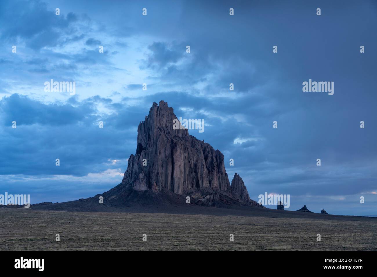 Shiprock peak new mexico hires stock photography and images Alamy