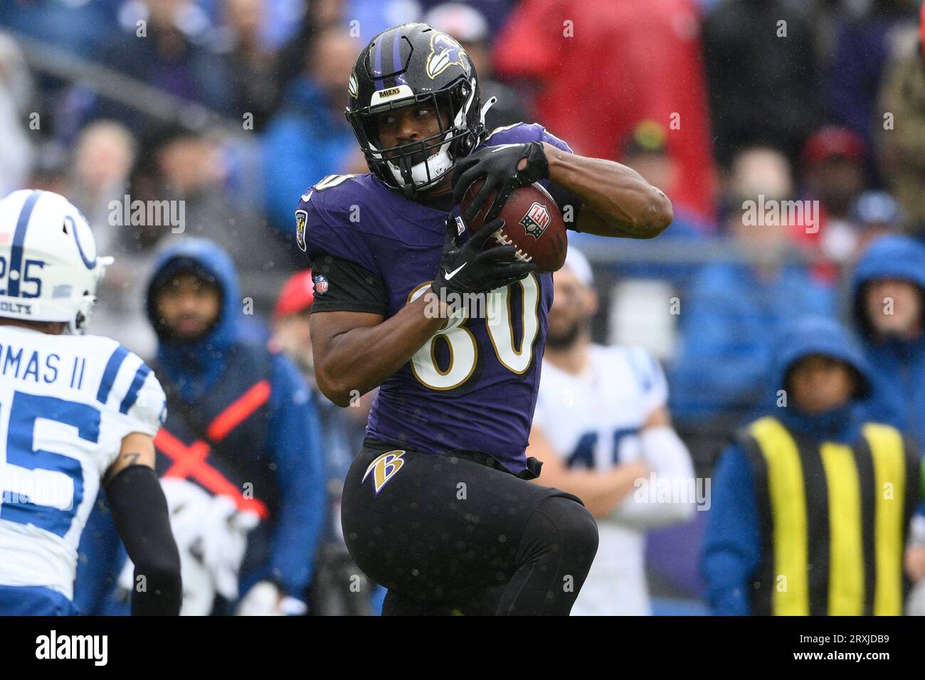 Baltimore Ravens tight end Isaiah Likely (80) warms up prior to an NFL  football game against the New England Patriots, Sunday, Sep. 25, 2022, in  Foxborough, Mass. (AP Photo/Stew Milne Stock Photo - Alamy