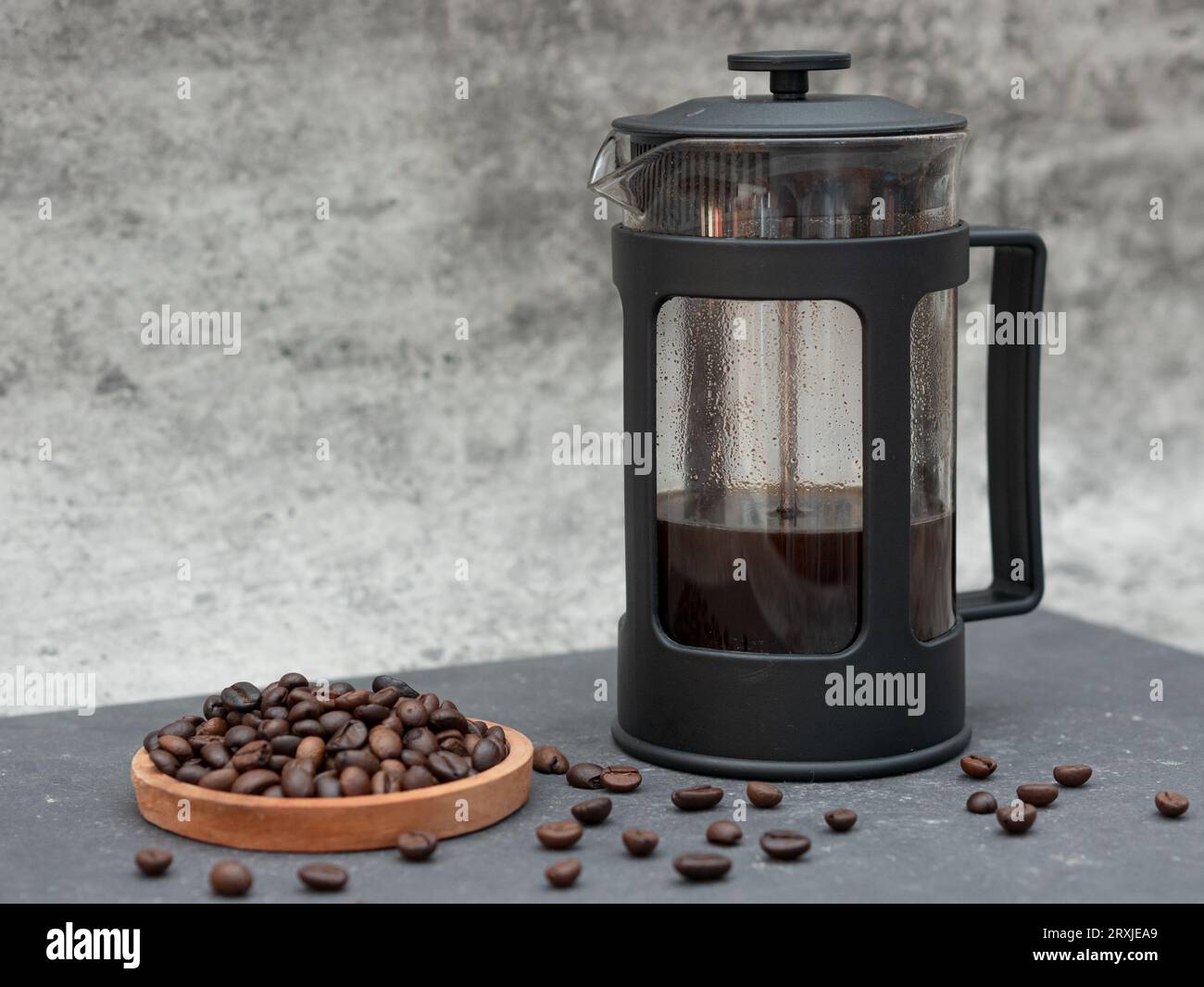French press kettle hi-res stock photography and images - Alamy - Beans With High Oomph For French Press