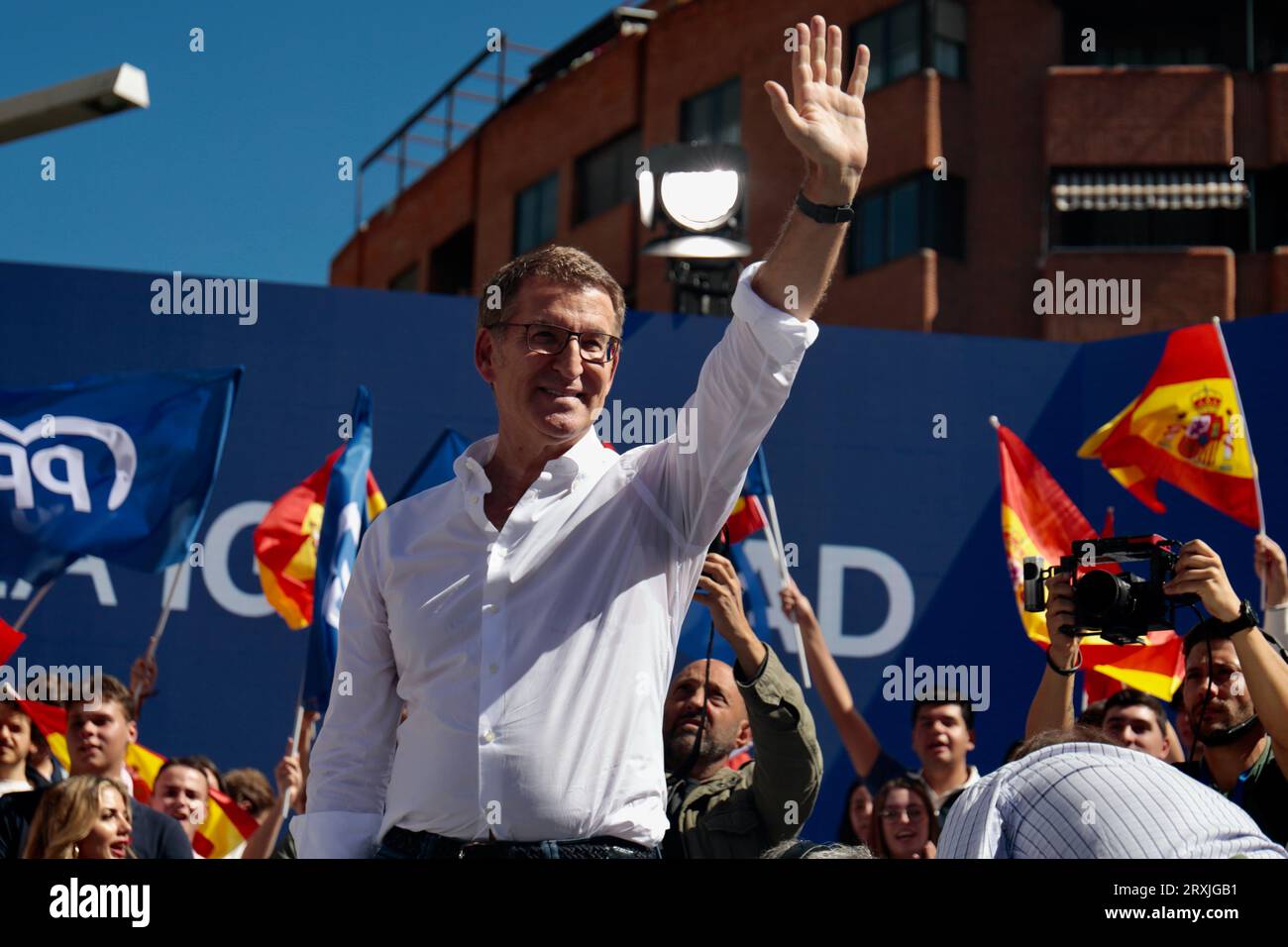 Madrid, Spain. 24th Sep, 2023. Popular Party presidential candidate Alberto Nuñez Feijoo attends a rally against a possible amnesty law for accused Catalan independence supporters in Madrid. Credit: Cesar Luis de Luca/dpa/Alamy Live News Stock Photo