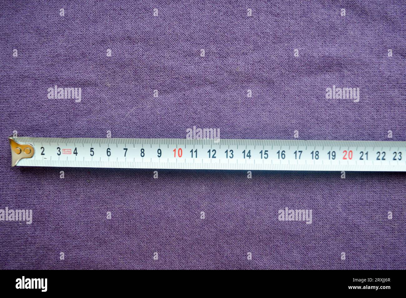 https://c8.alamy.com/comp/2RXJJ6R/roulette-is-23-centimeters-on-a-background-of-purple-cloth-2RXJJ6R.jpg