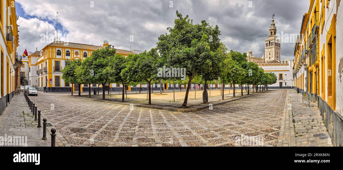 Plaza del Patio de Banderas in Barrio de Santa Cruz district, Seville, Andalusia, Spain Stock Photo