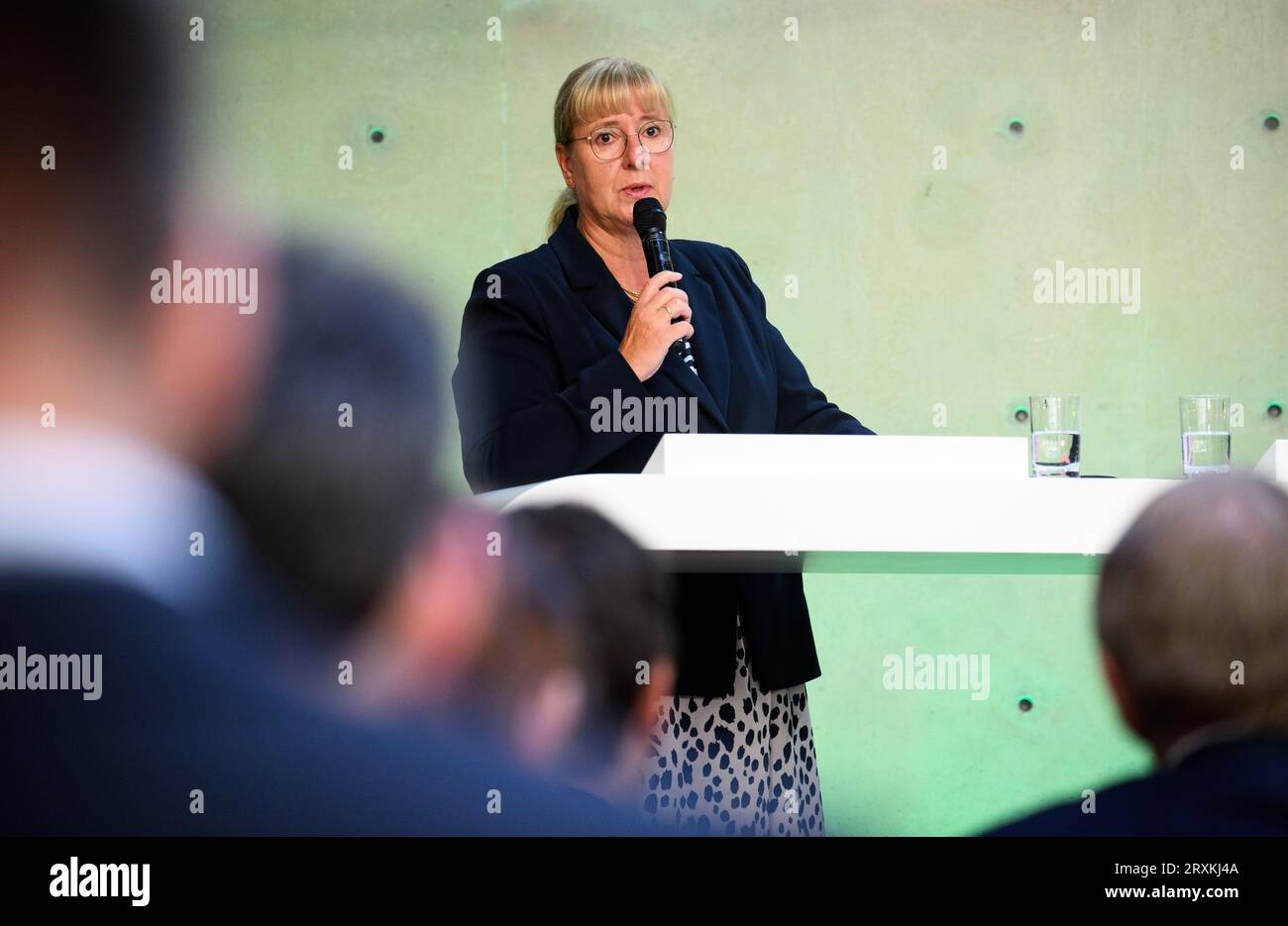 26 September 2023, Berlin: Kirsten Schoder-Steinmüller, Managing Partner of Schoder GmbH, speaks at the Climate Congress of the Federation of German Industries (BDI). At the BDI Climate Congress, representatives from business, politics and science exchange views on the transformation to climate-neutral value creation and the possible future of industrial society in Germany. Photo: Bernd von Jutrczenka/dpa Stock Photo