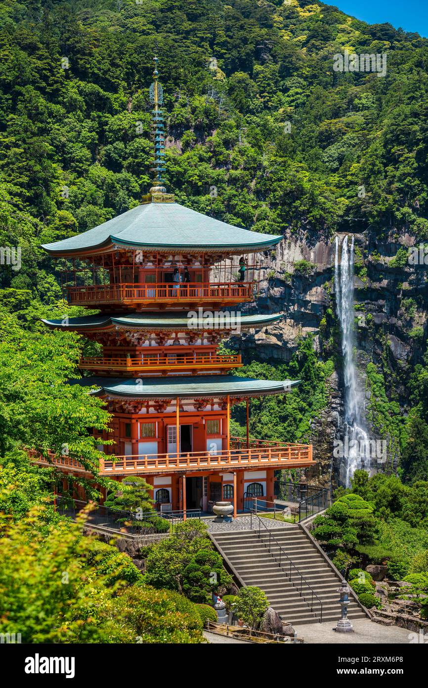 Kumano Kodo pilgrimage route. Nachisan Seiganto-ji temple and Nachi waterfall. Nachisan. Nakahechi route. Wakayama Prefecture. Kii Peninsula. Kansai r Stock Photo
