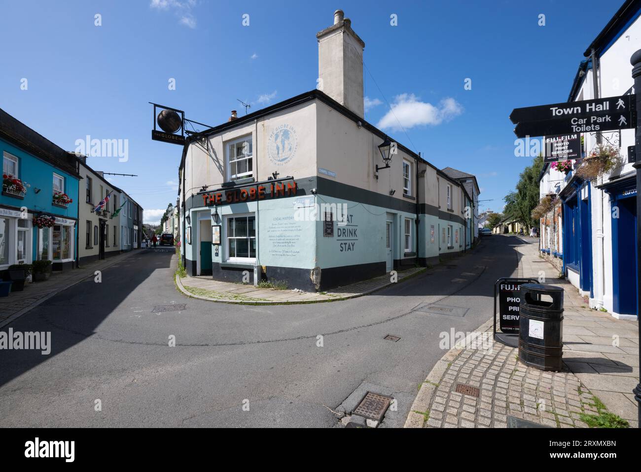 BUCKFASTLEIGH MARKET TOWN DEVON Buckfastleigh is one of the longest