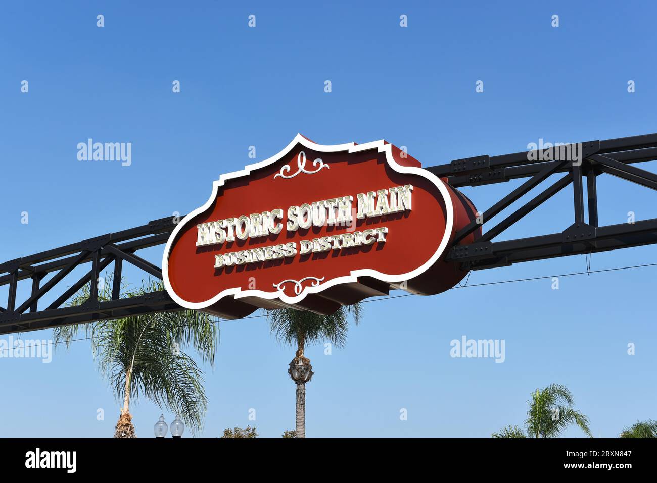 SANTA ANA, CALIFORNIA - 24 SEPT 2023: Closeup of  the Historic South Main Business District sign arch over Main Street. Stock Photo