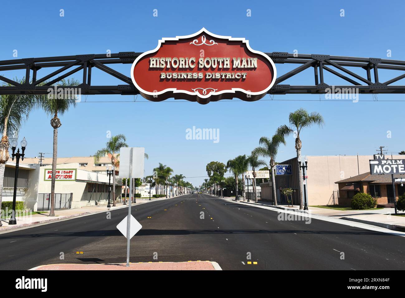 SANTA ANA, CALIFORNIA - 24 SEPT 2023: The Historic South Main Business District sign arch over Main Street. Stock Photo