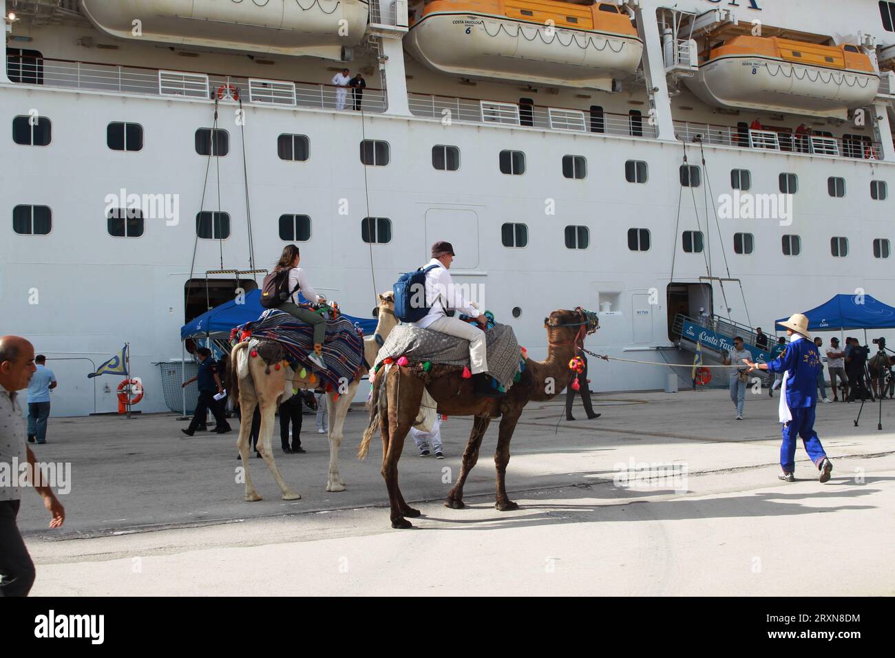 Tunis, Tunisia. 26th Sep, 2023. The Port of La Goulette welcomes today, Tuesday September 26, 2023, more than 4,500 people including tourists and crew aboard the Costa Favolosa cruise ship from Palermo (Italy).This is the first trip by the Costa Cruises company to Tunisia after more than eight years of absence, the Merchant Marine and Ports Office (OMMP) said on Sunday.Built in 2011, Costa Favolosa is one of the largest cruise ships in the Mediterranean and has 1,508 cabins. It is 290 meters long and has 17 floors. (Credit Image: © Chokri Mahjoub/ZUMA Press Wire) EDITORIAL USAGE ONLY! No Stock Photo