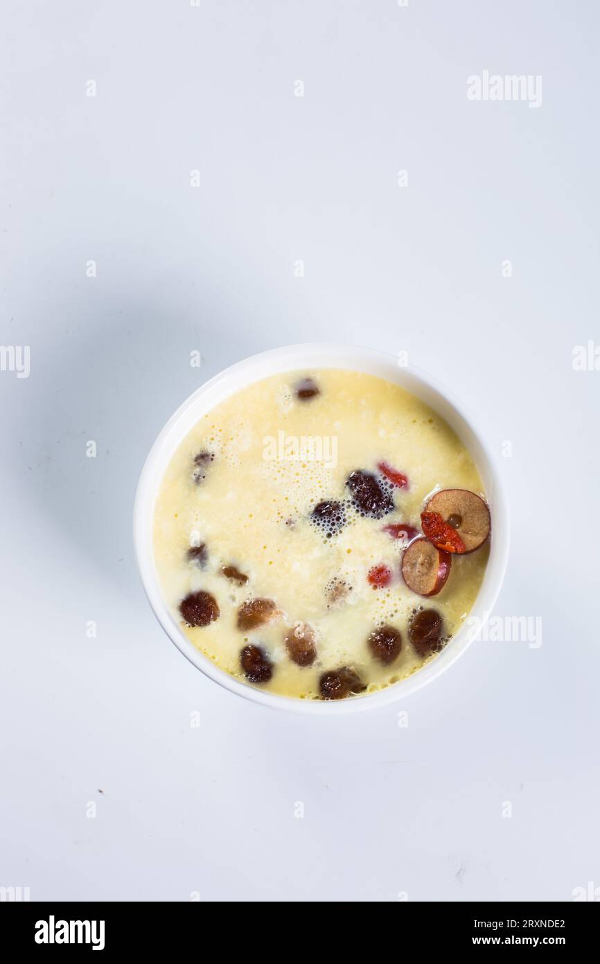 Red date porridge，red date Millet Congee，Healthy oatmeal porridge with