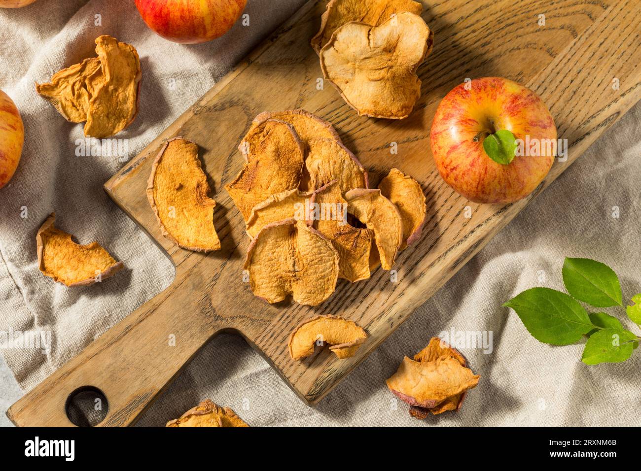 Vegan Homemade Healthy Apple Chips Ready to Eat Stock Photo Alamy