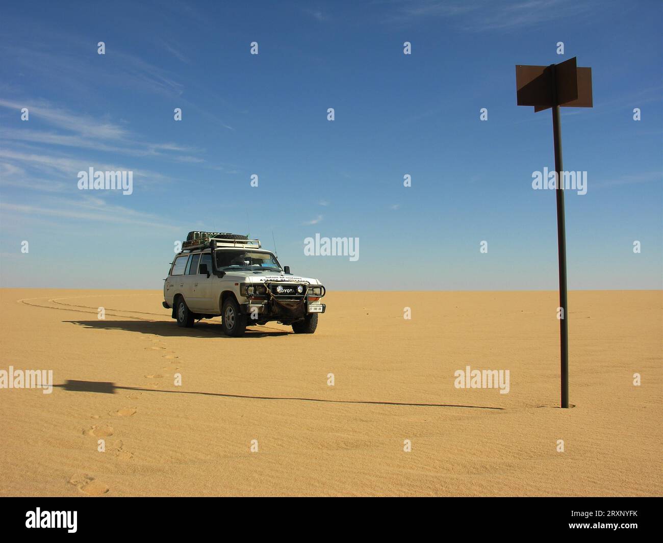 In the central Sahara there are no signposts and no roads But if you ...