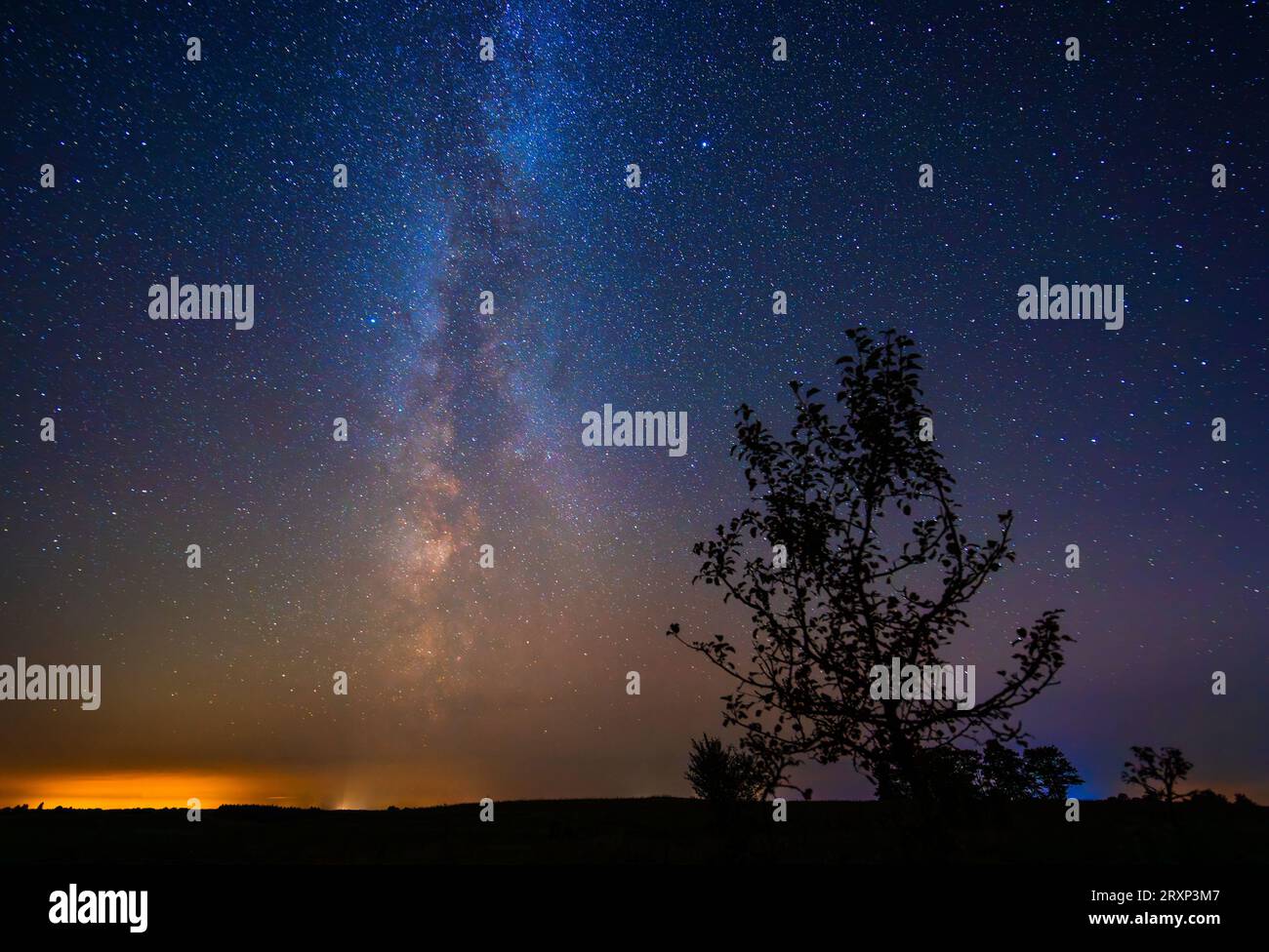 Night sky outer space hi-res stock photography and images - Alamy