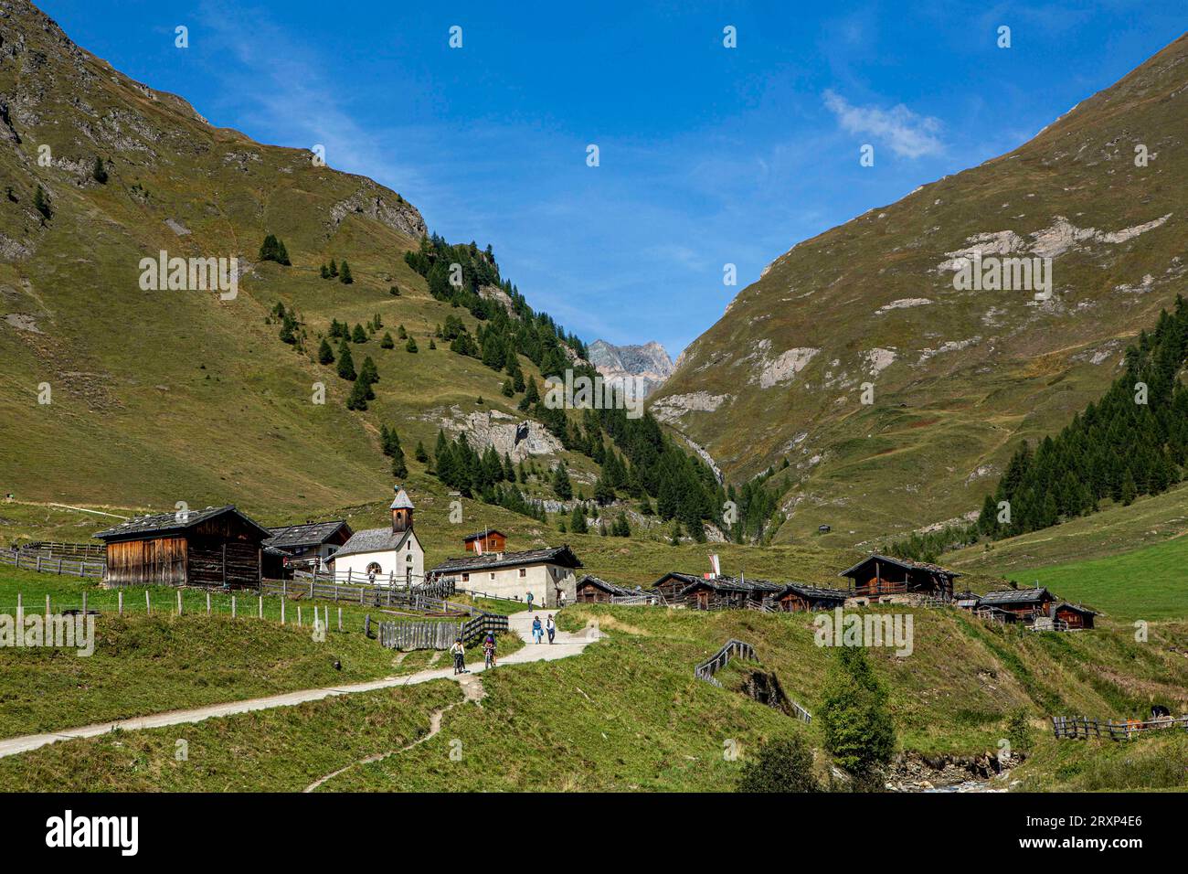 Die Fane Alm im hinteren Valler Tal Südtirol Italien ist ein Almdorf ...