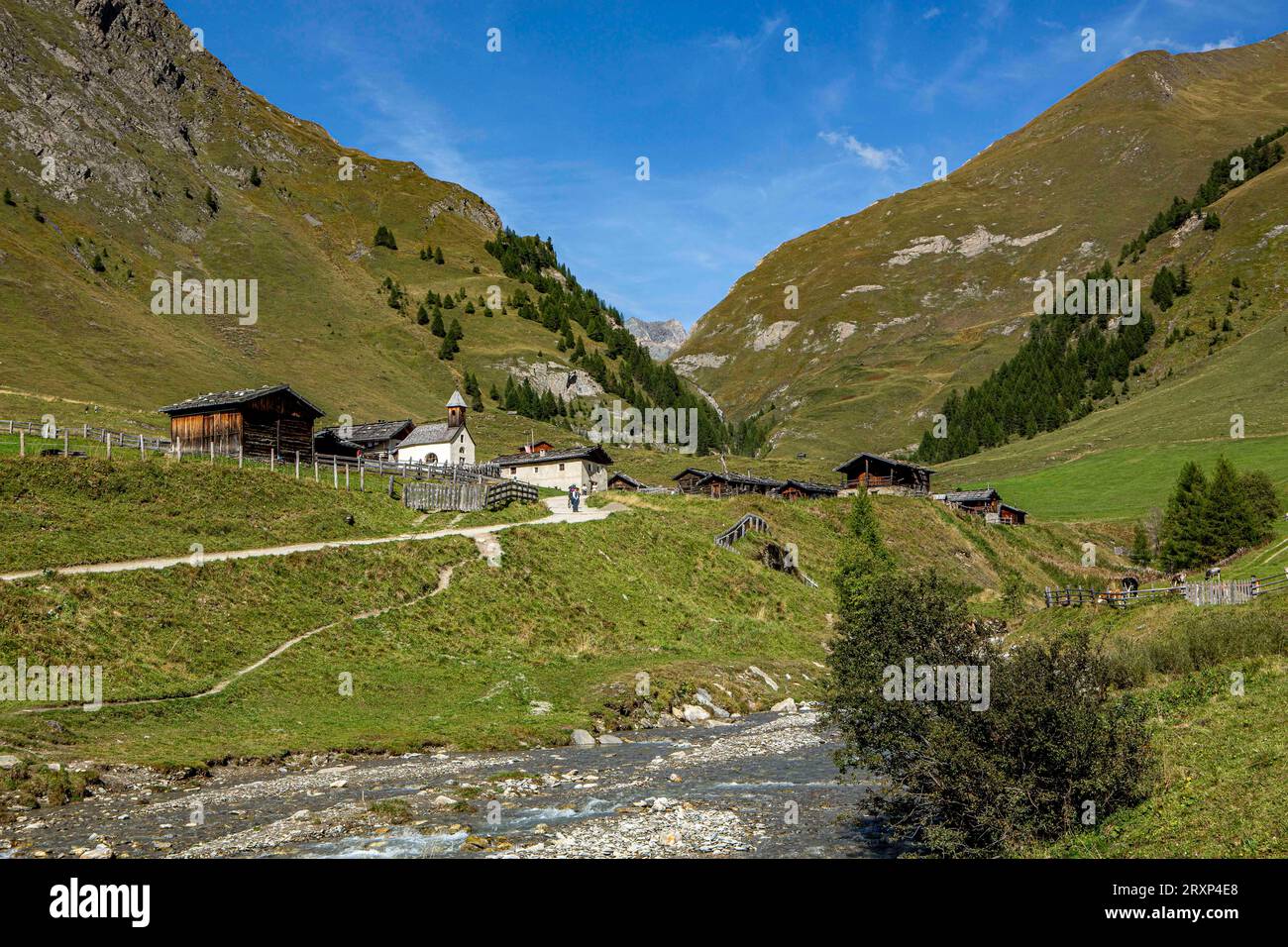 Die Fane Alm im hinteren Valler Tal Südtirol Italien ist ein Almdorf ...