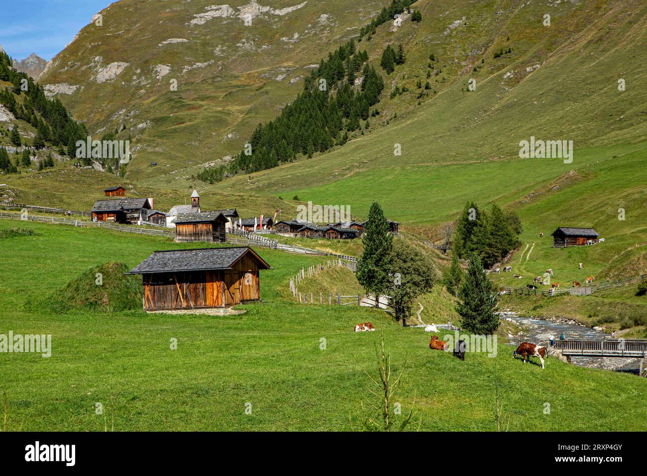 Die Fane Alm im hinteren Valler Tal Südtirol Italien ist ein Almdorf ...