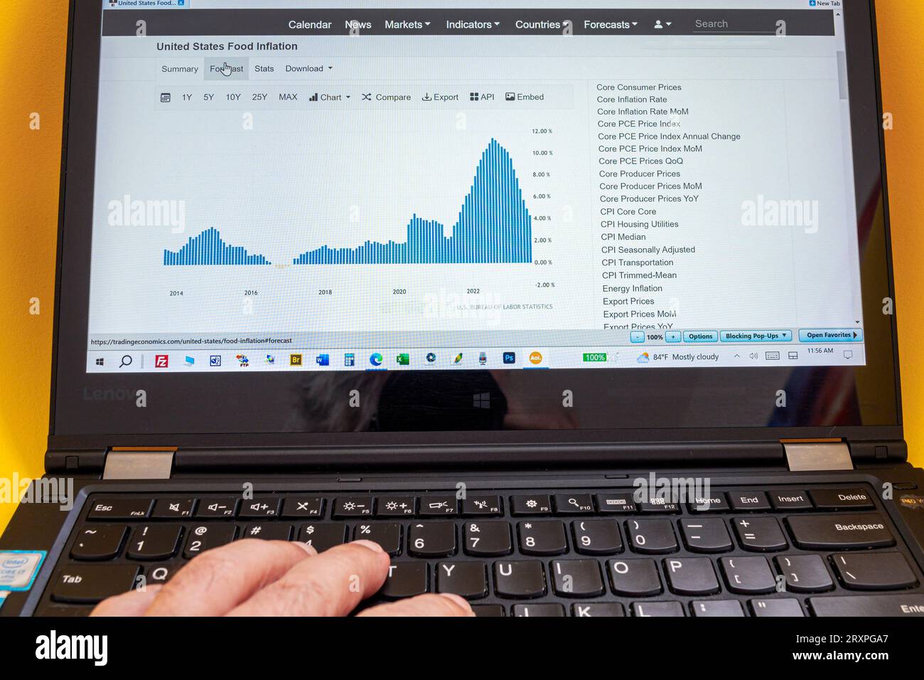 Miami Beach,laptop laptops computer computers monitor monitors screen ...