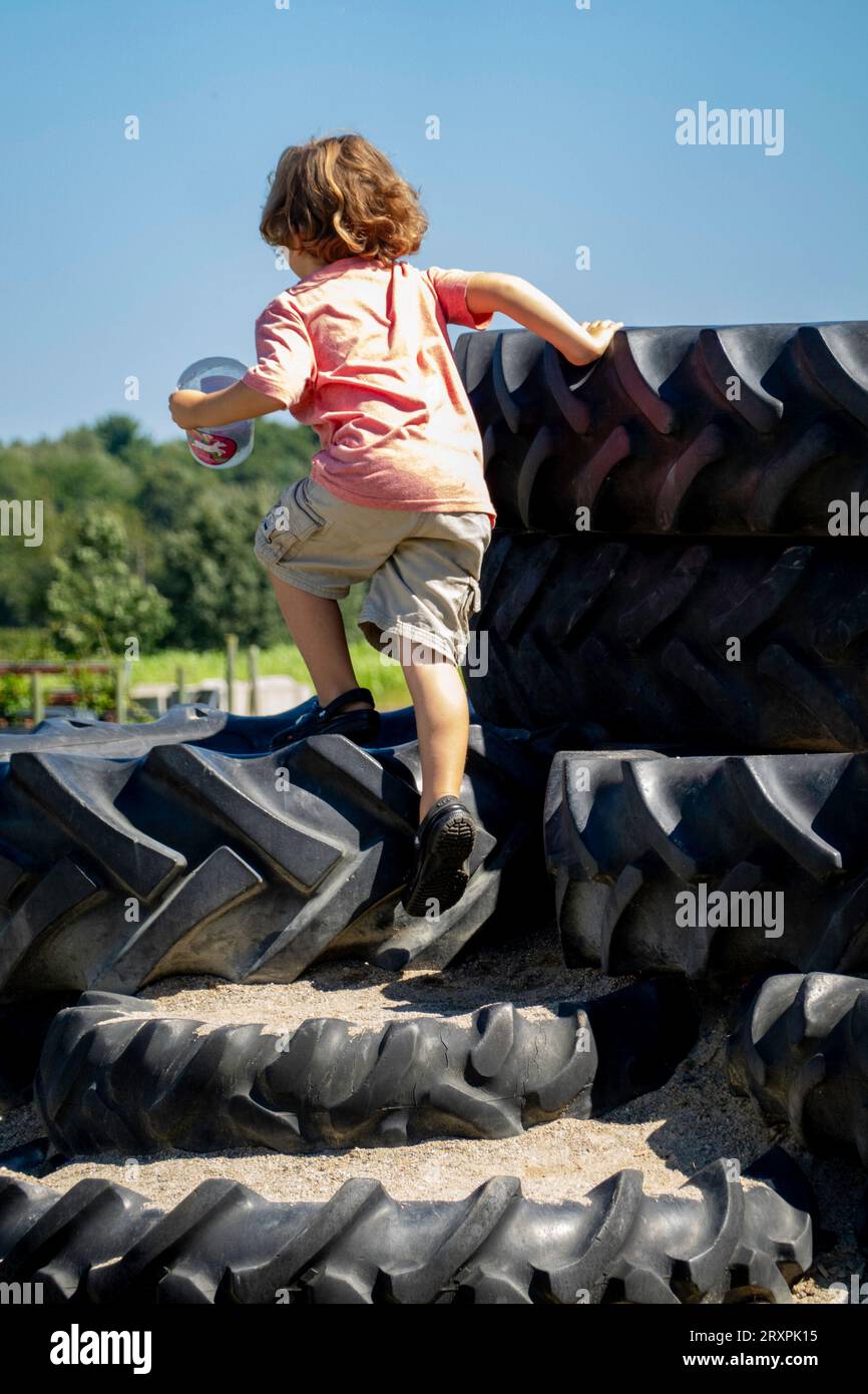 Ward's berry farm is a fun family destinations in the autumn months