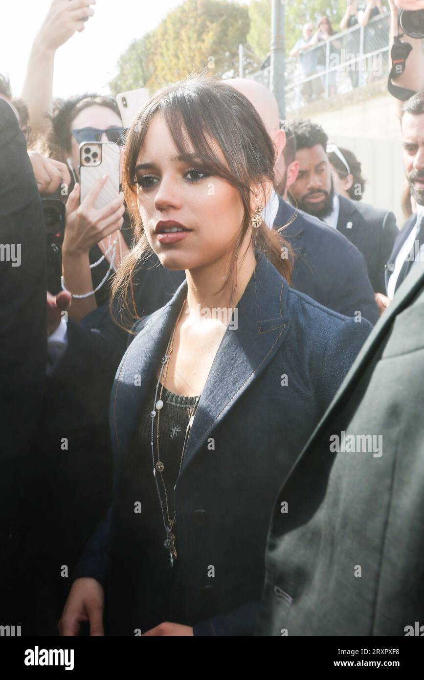 Jenna Ortega attends the Valentino show during Paris Fashion Week in Paris,  France on October 2, 2022. Photo by Julien  Reynaud/APS-Medias/ABACAPRESS.COM Stock Photo - Alamy