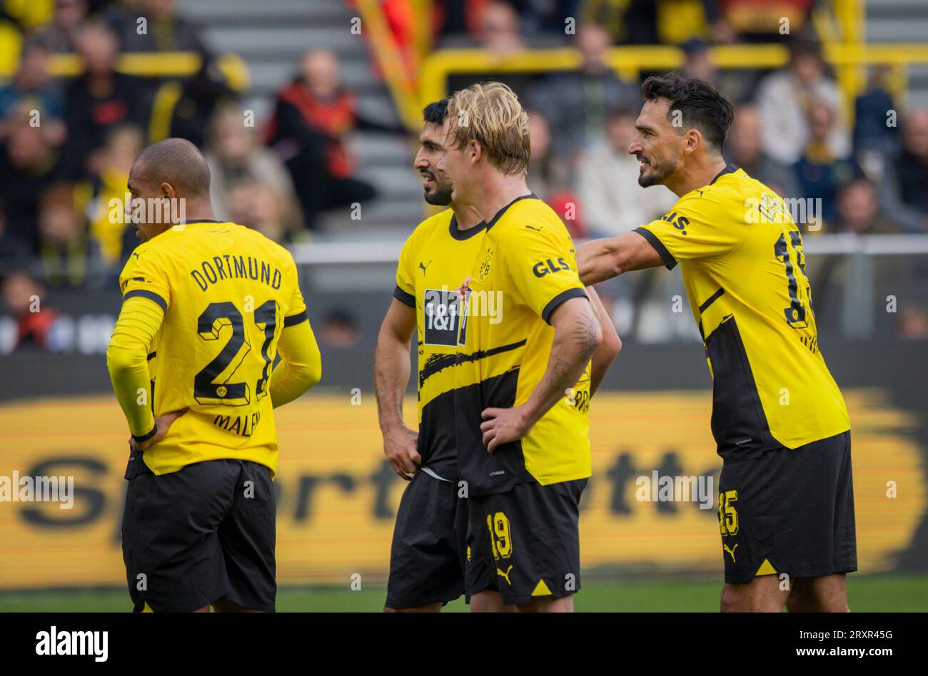 BVB Hintergrundbilder Kostenlos: Malen und Zeichnen mit dem BVB!