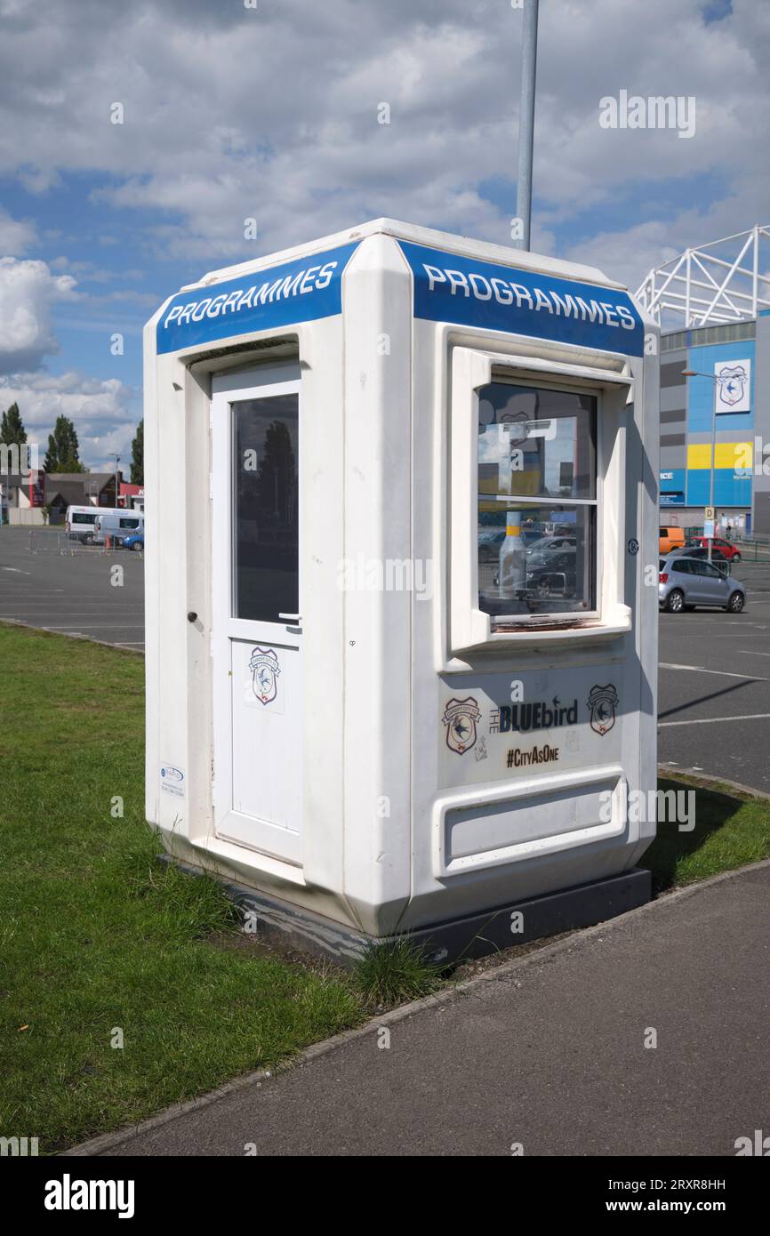 Football programmes hi-res stock photography and images - Alamy