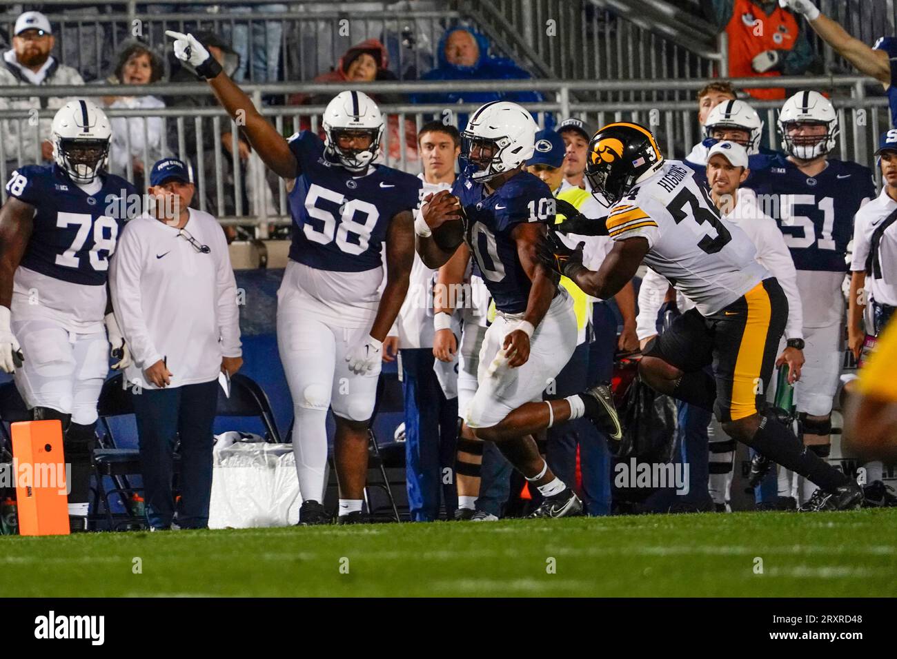 UNIVERSITY PARK, PA - SEPTEMBER 23: Penn State Nittany Lions Running ...