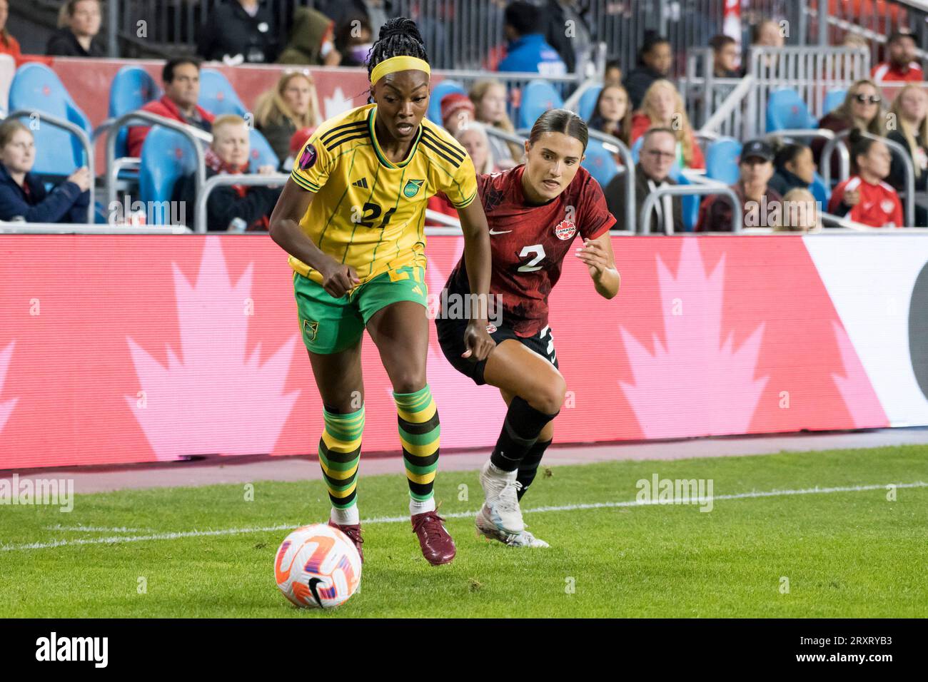 Sydney Collins 2 (R) and Cheyna Williams 21 (L) in action during the