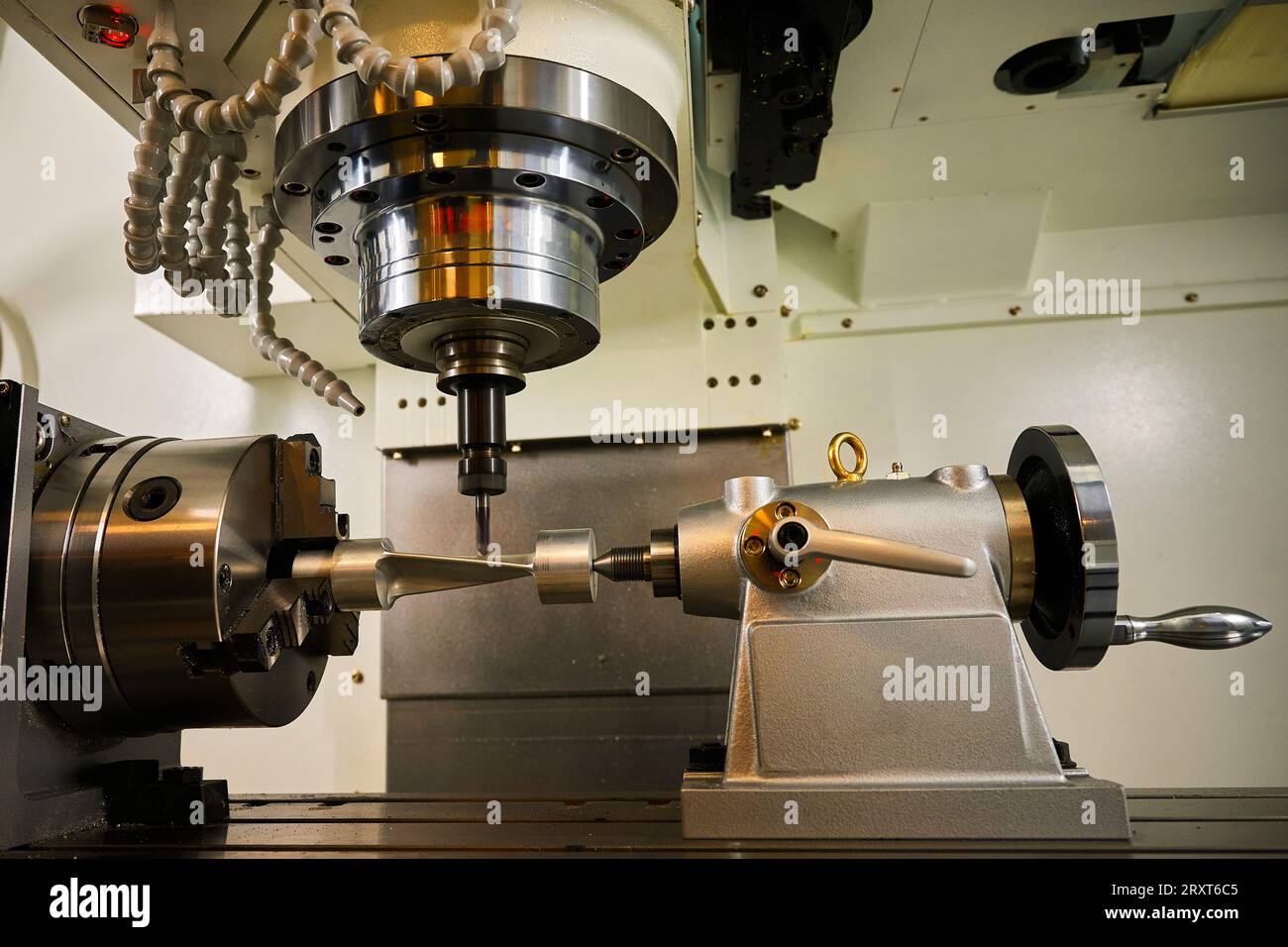 Computer controlled operation hi-res stock photography and images - Alamy