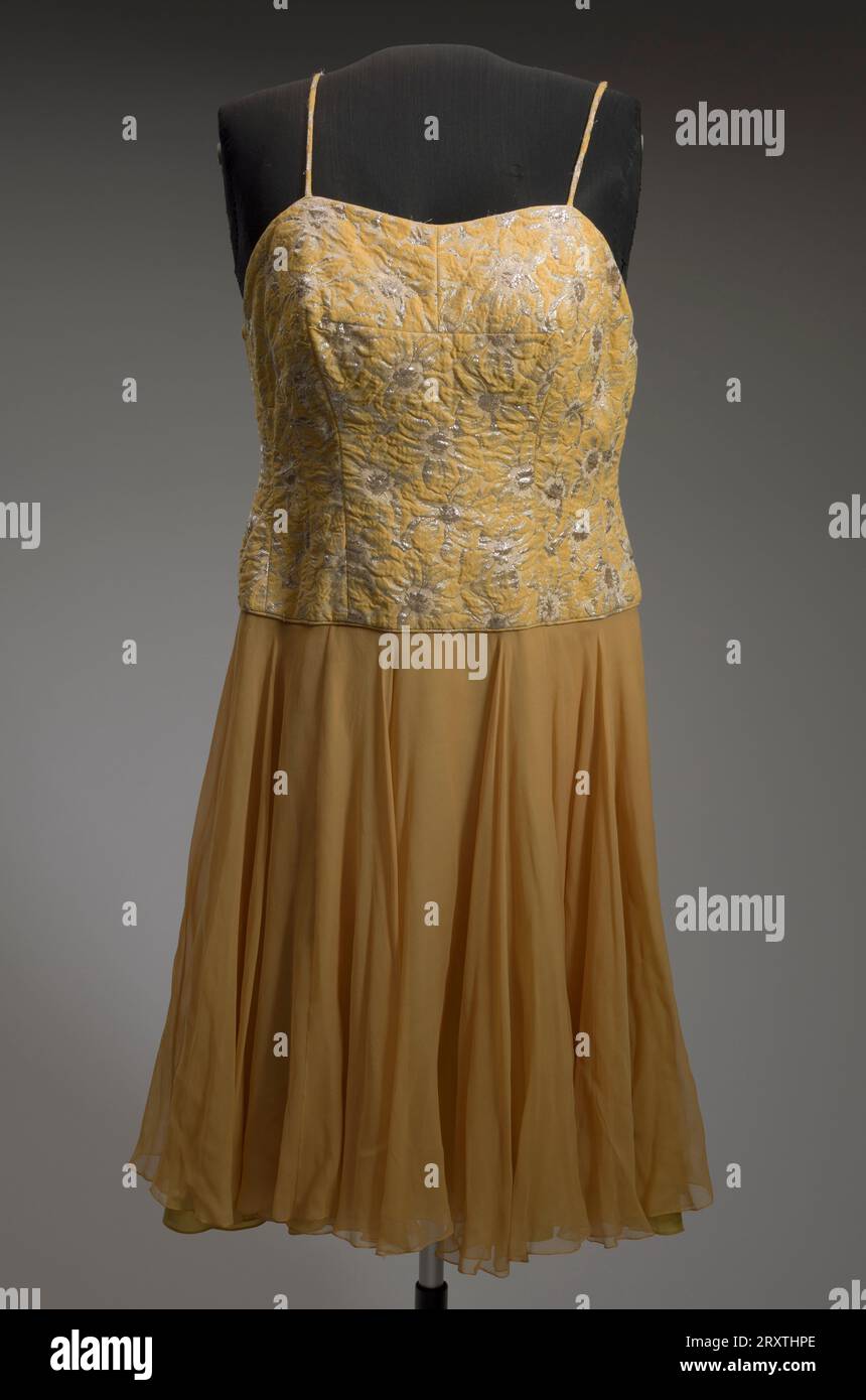Yellow cocktail dress designed by Don Loper and worn by Ella Fitzgerald 1950s Stock Photo