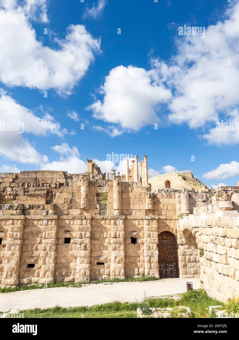 Crumbled ruins in the ancient city of Jerash, believed to have been founded in 331 BC by Alexander the Great, Jerash, Jordan, Middle East Stock Photo