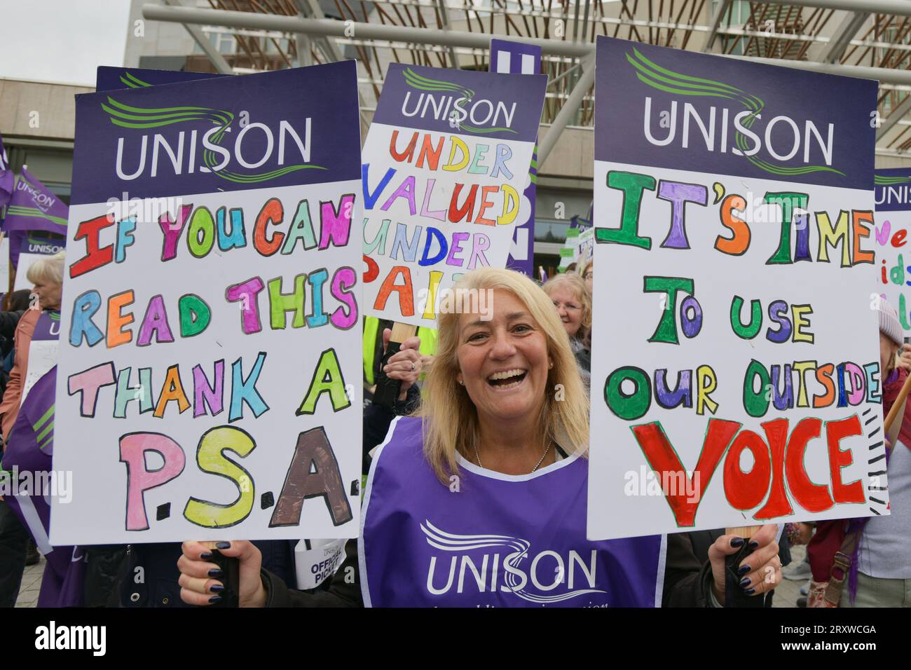 Edinburgh Scotland, UK 27 September 2023. UNISON rally outside the ...