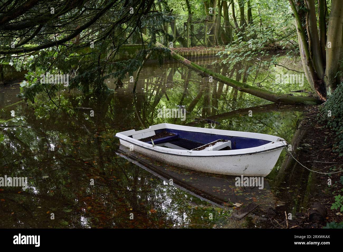 Alford, Lincolnshire, UK,  September 21. View of an old rowing boat at Claythorpe Watermill in Alford, Lincolnshire on September 21, 2023 Stock Photo