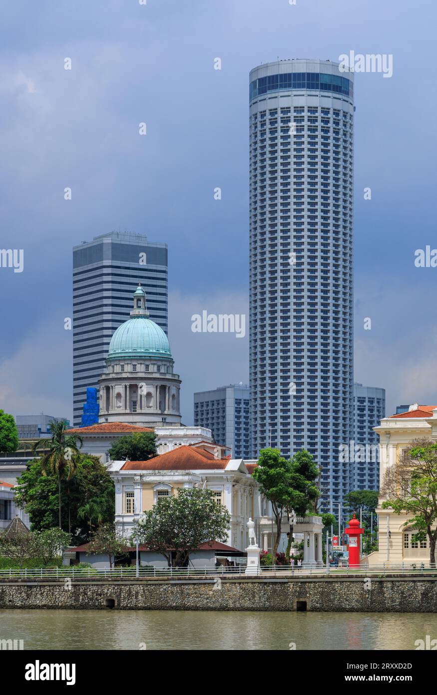 Empress Place with the dome of National Gallery Singapore Stock Photo