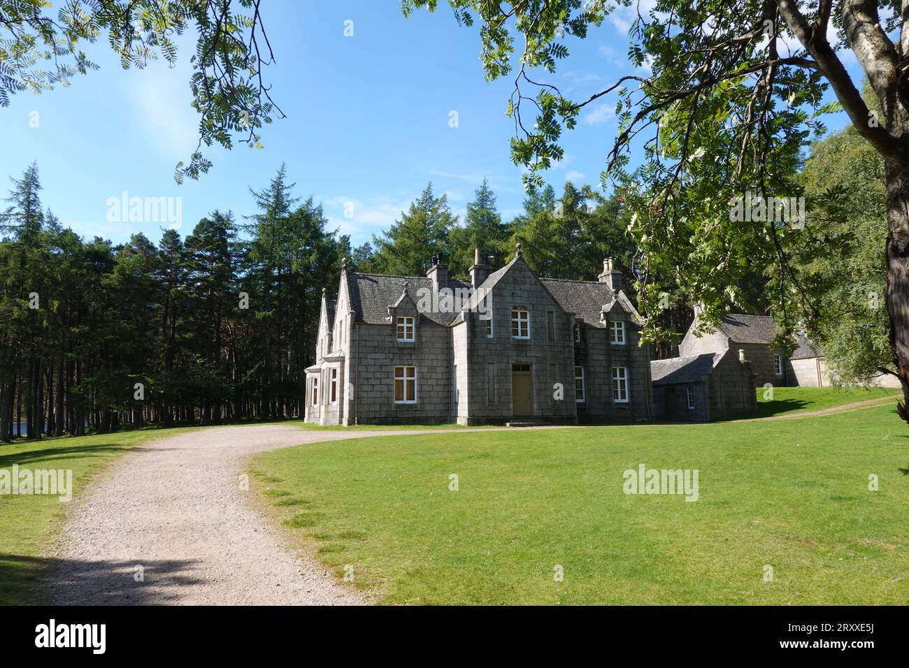 Glas-allt-Shiel a lodge on the Balmoral Estate on shores of Loch Muick, Aberdeenshire, Scotland Stock Photo